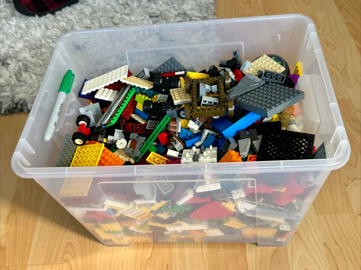 LEGO -> Bricks + Figures + Baseplates image indicator(8)