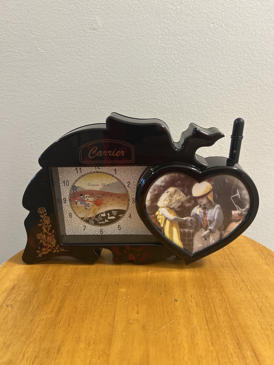 Carrier Novelty Clock with Pen Holder - photo 5