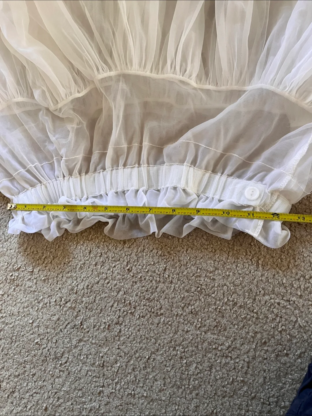 White Petticoat Skirt image indicator(2)