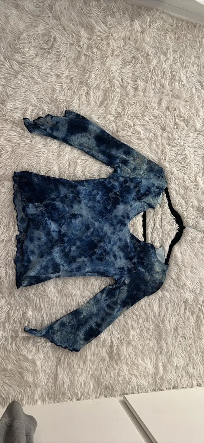 Blue Tie-Dye Long Sleeve Top thumbnail