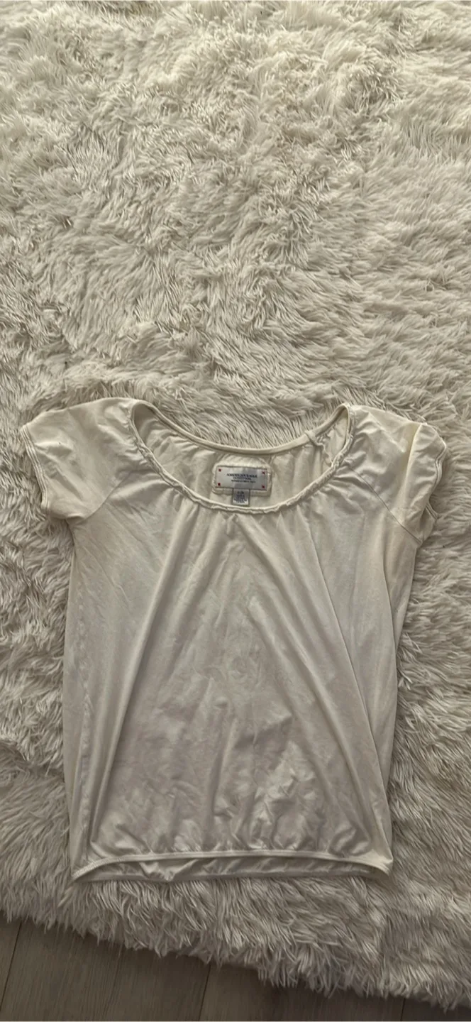 American Eagle White Top - Size S thumbnail