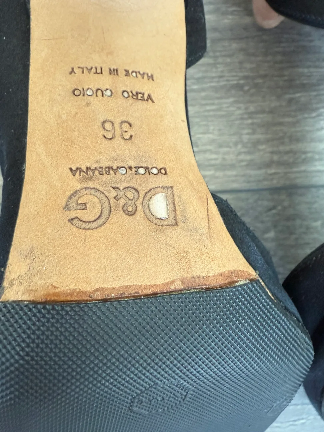 D&G Black Heels - Size 36 image indicator(4)