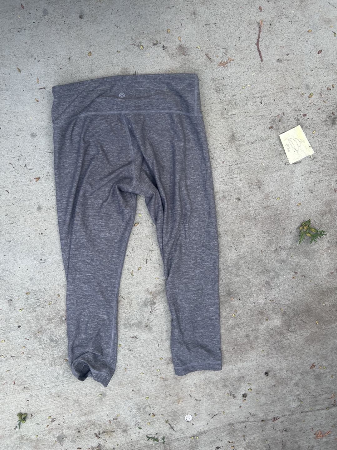 Lululemon Grey Leggings capris - photo 2