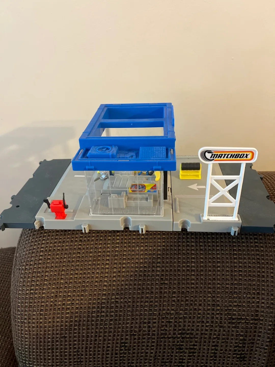 Matchbox Tires & Auto Playset image indicator(3)