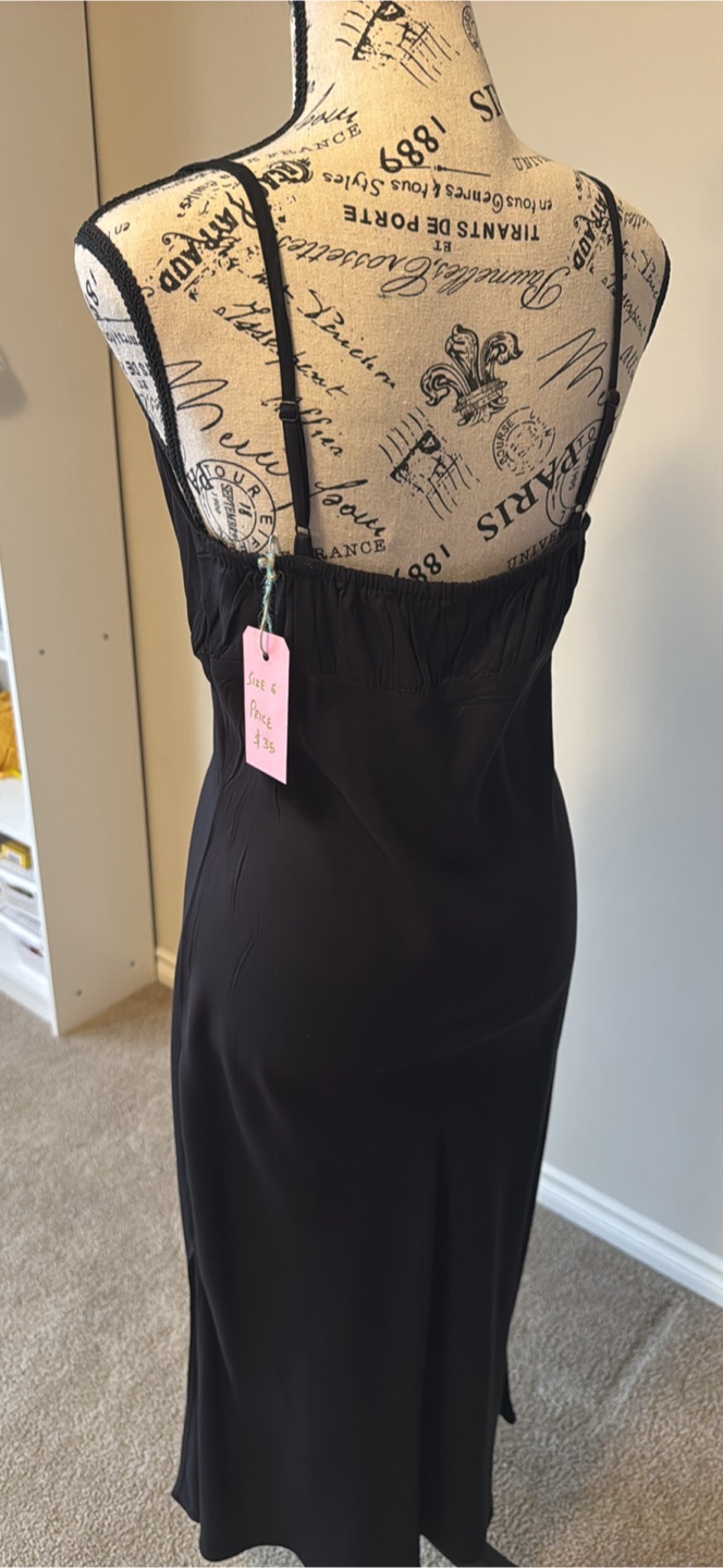Black Dress Size 6 - photo 2