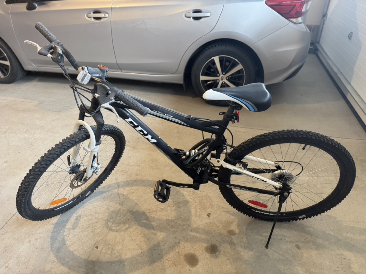 CCM Static Mountain Bike - photo 3