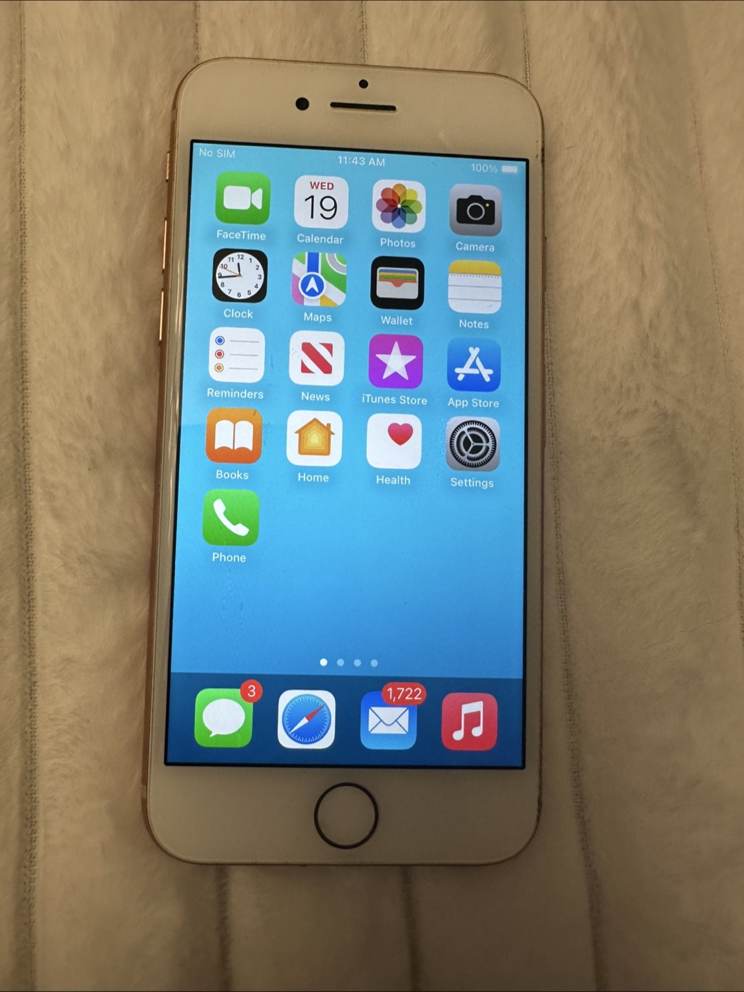 iPhone 8 - Gold, 100% Battery - photo 3