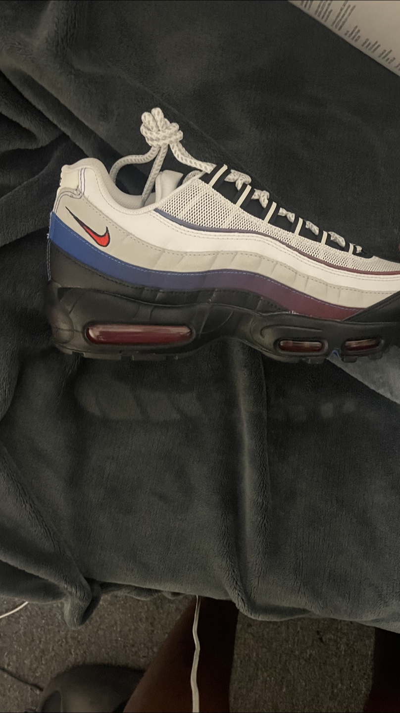 Nike Air Max 95 Toronto Edition - photo 3