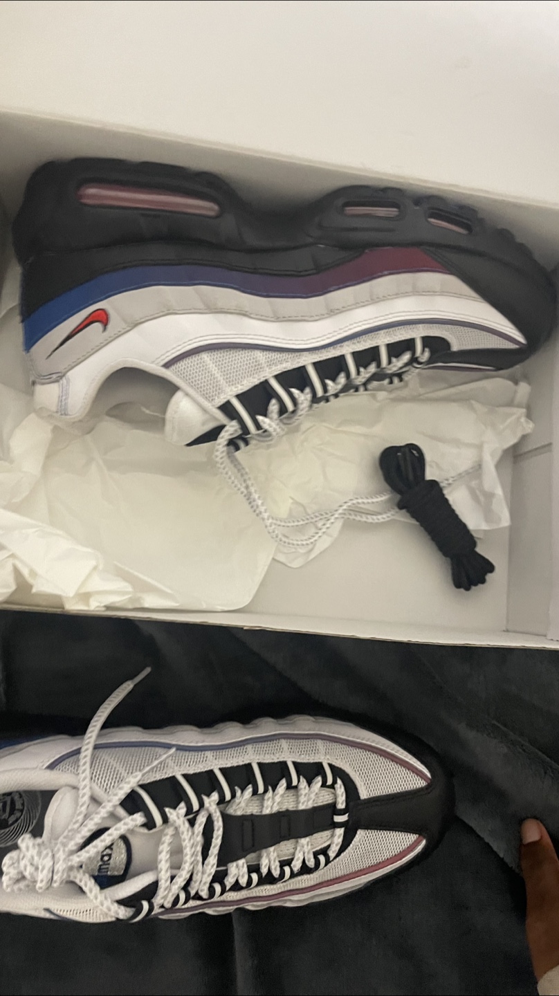Nike Air Max 95 Toronto Edition - photo 5