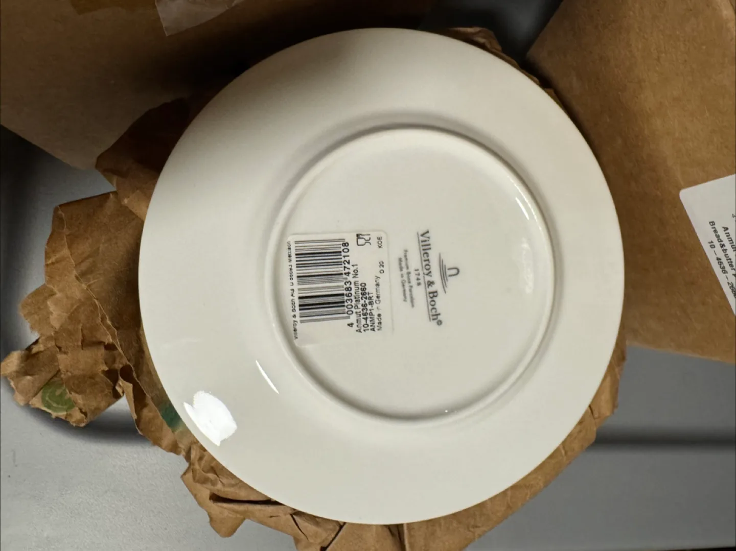 Set of Villeroy & Boch Anmut Platinum No.1 Cup & Saucer image indicator(4)