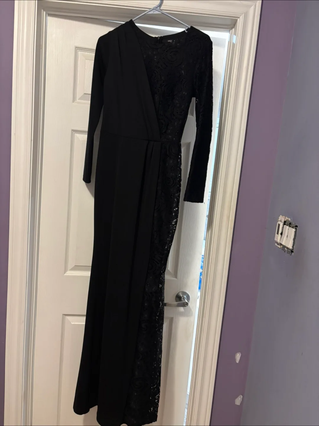 Selection of Dresses image indicator(4)