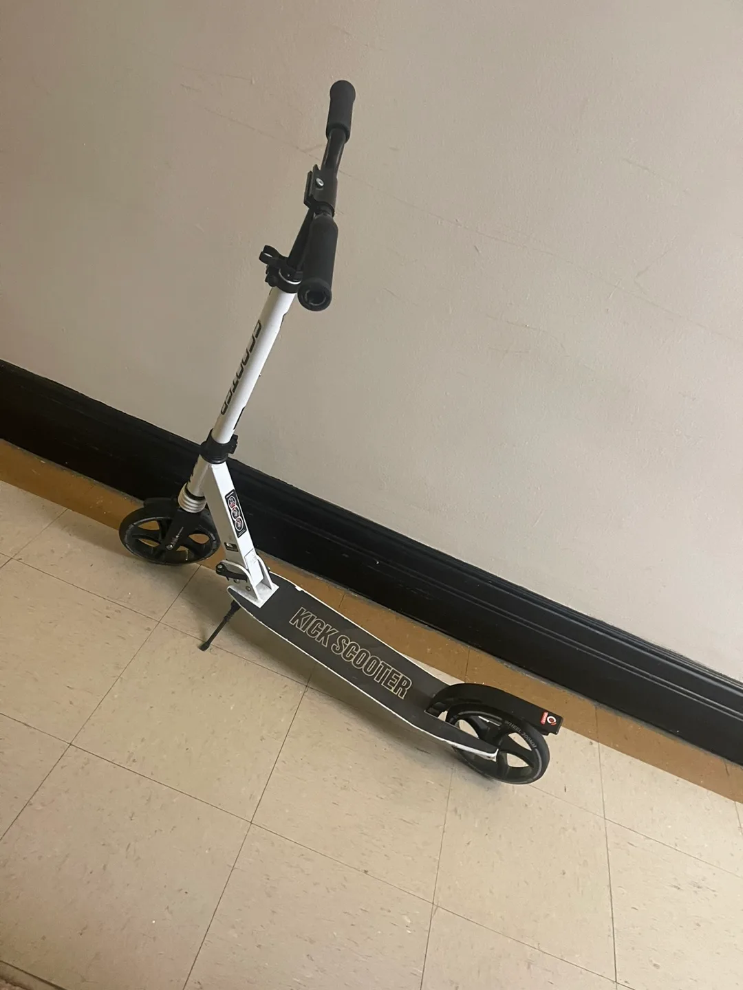 I am selling 3 scooters image indicator(4)