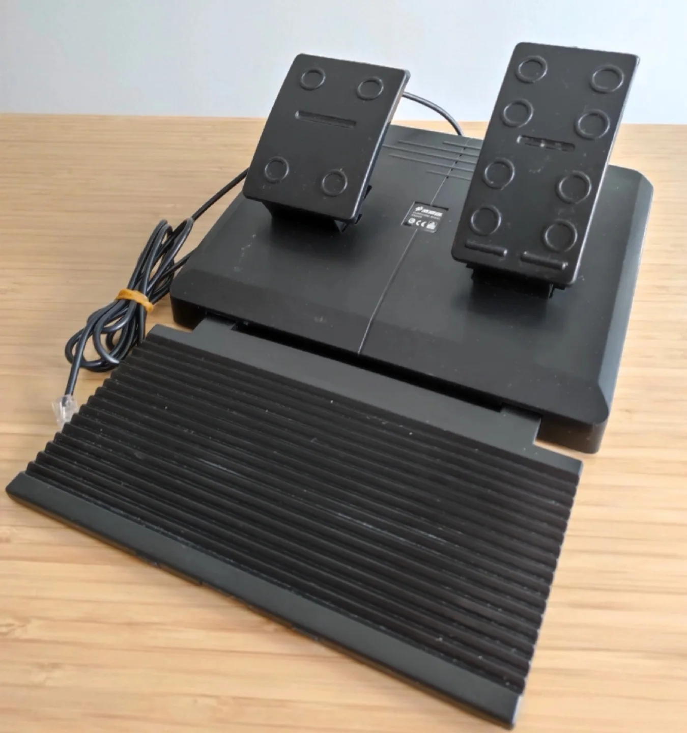 PlayStation 4 Racing Wheel with Pedals image indicator(2)