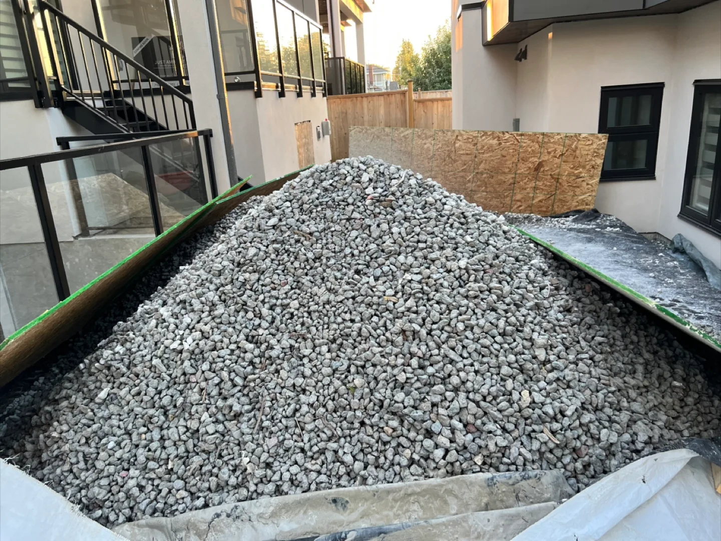 5 TON RECYCLED GRAVEL FOR FREE thumbnail