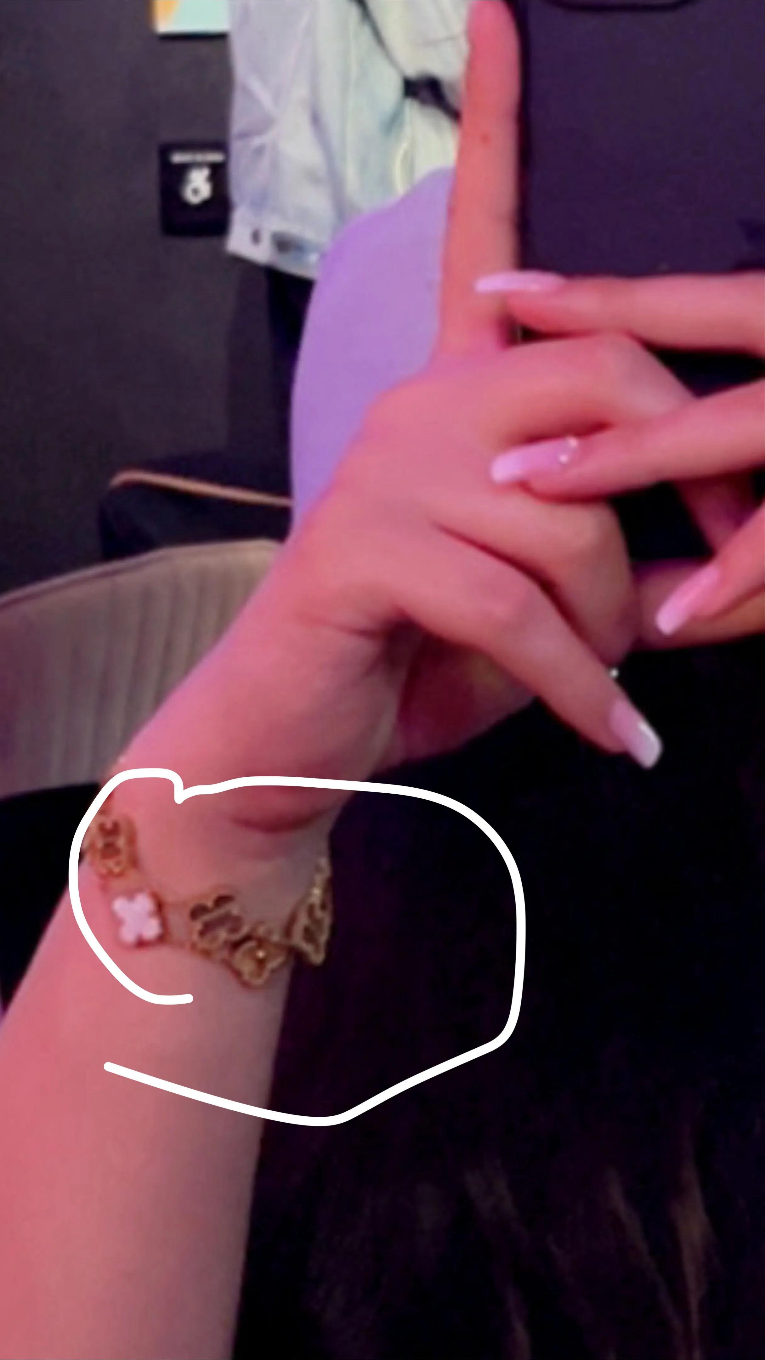 Gold Clover Bracelet thumbnail