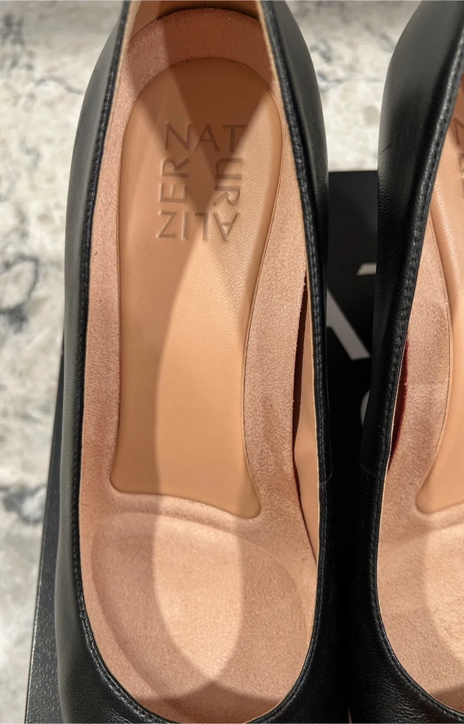 Naturalizer Womens Black Leather Michelle Pump Heels image indicator(6)
