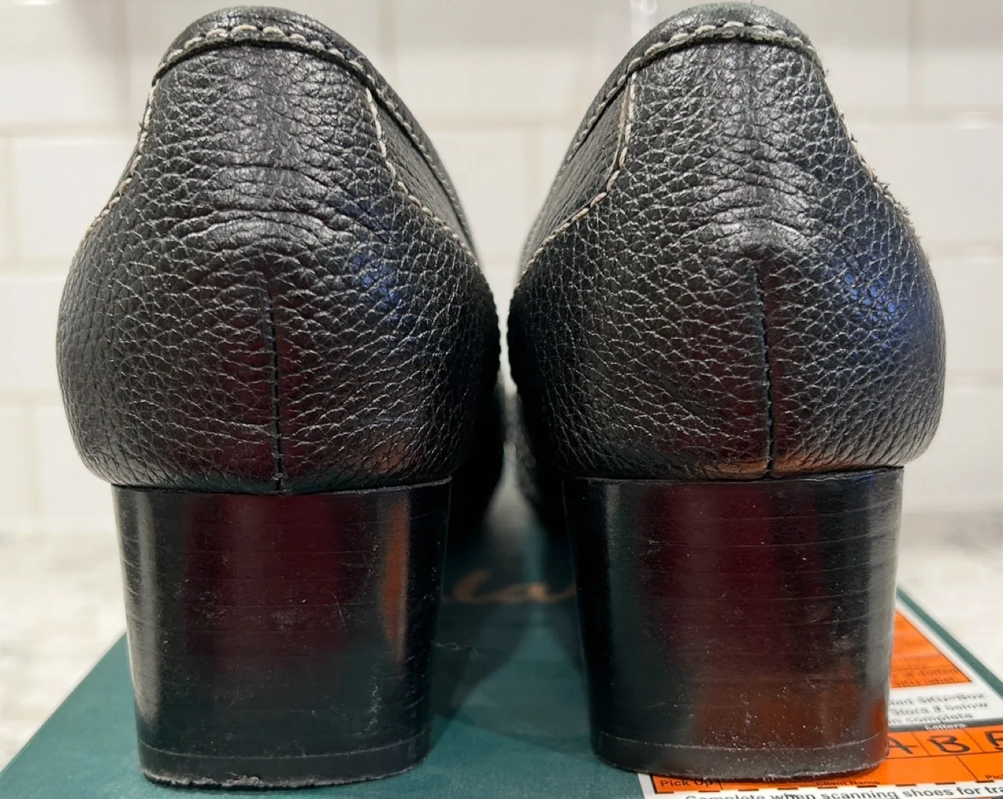 Bill Blass Black Leather Womens Wedge Heel image indicator(3)