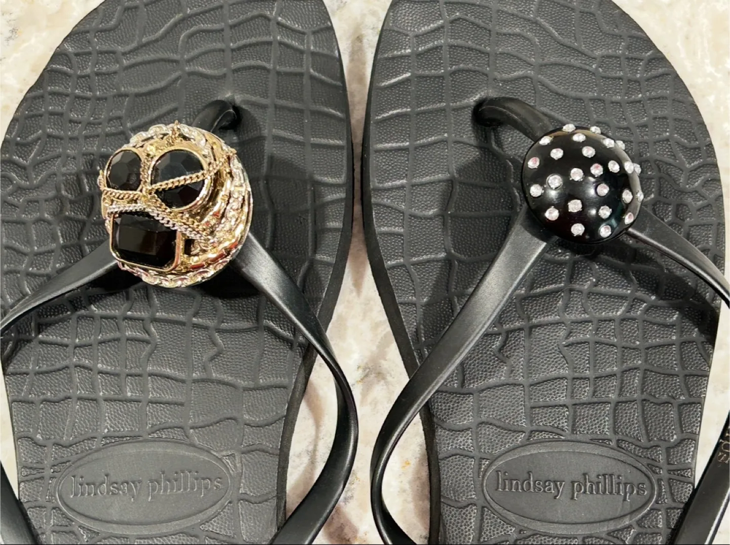 Lindsay Phillips Black Switch Flip Flops w/ 2 Sets of Snap Gems image indicator(6)