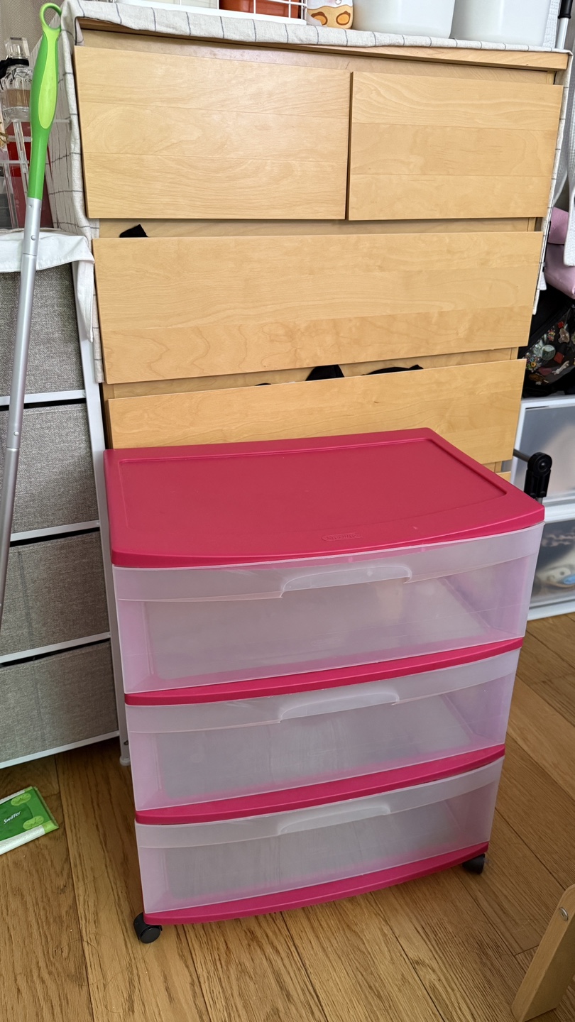 Sterilite pink Drawer