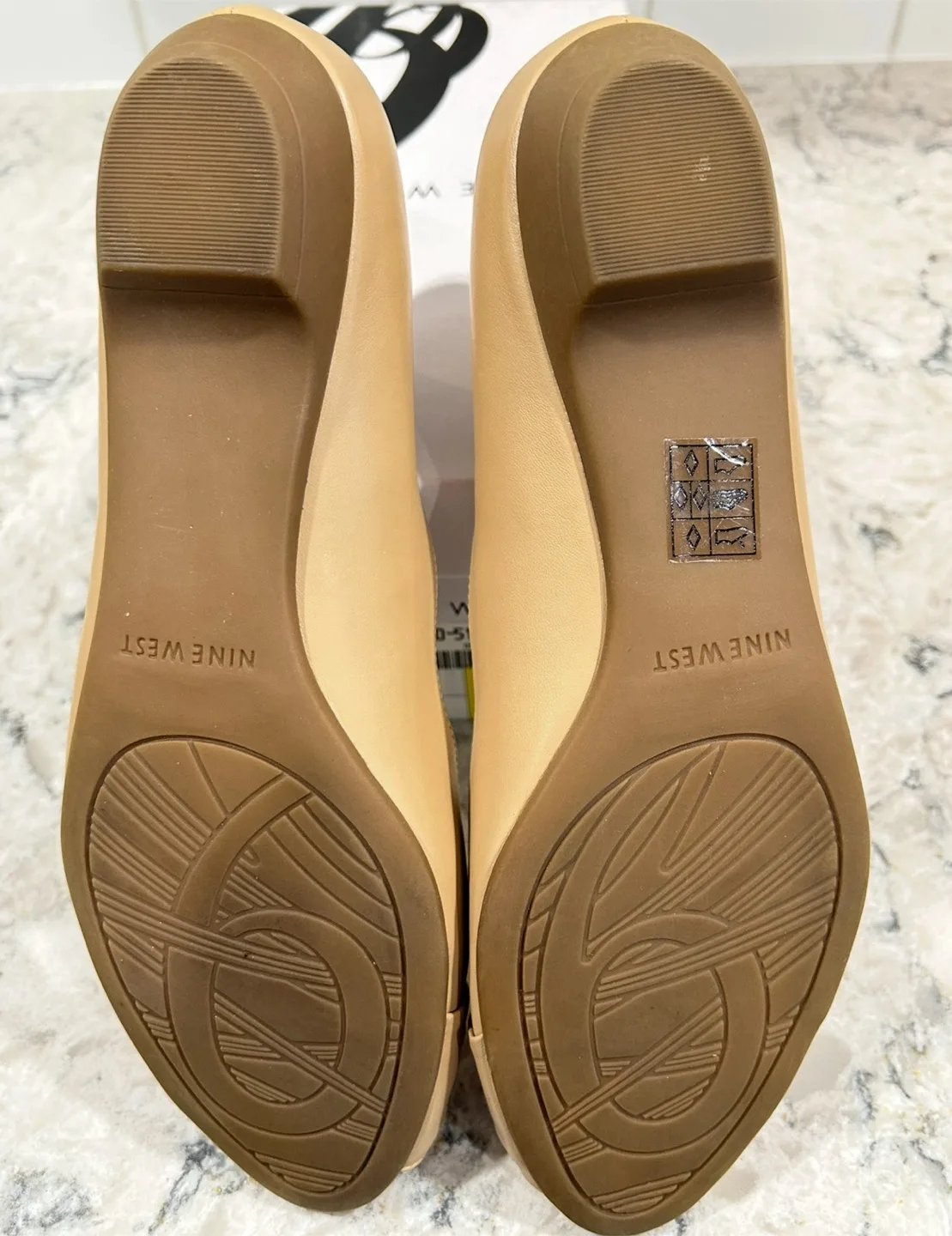 Nine West Peep-Toe Womens Flats image indicator(5)