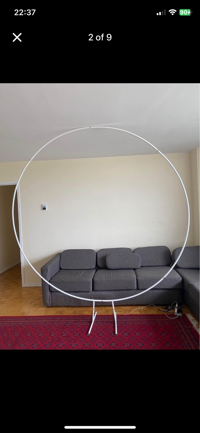 White Round Backdrop Stand