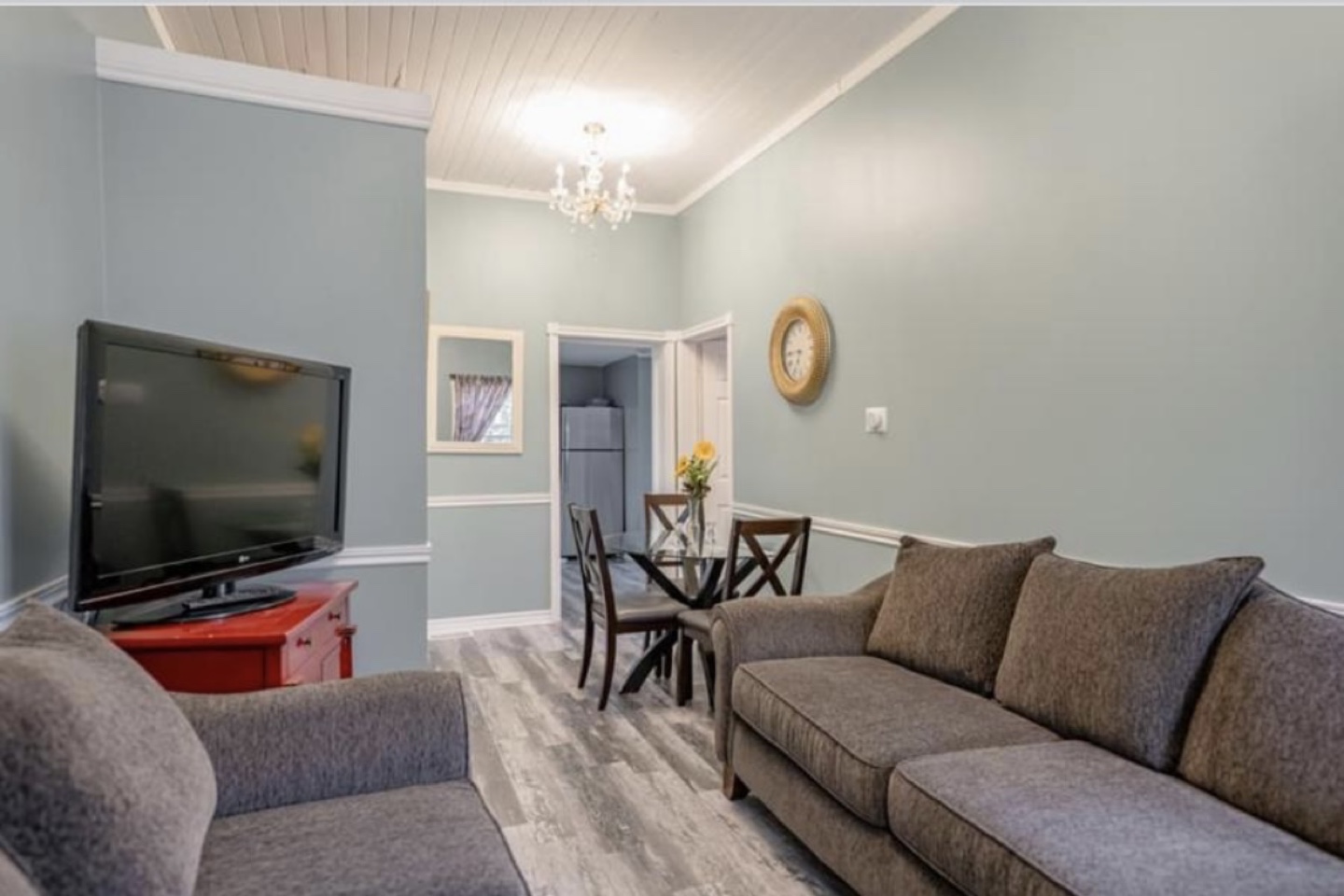 house for rent in the Falls - photo 2