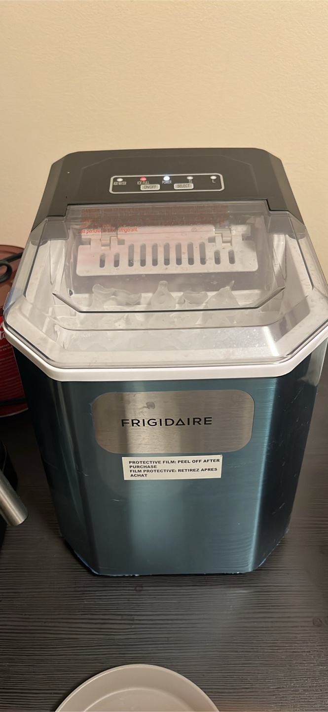 Ice maker
