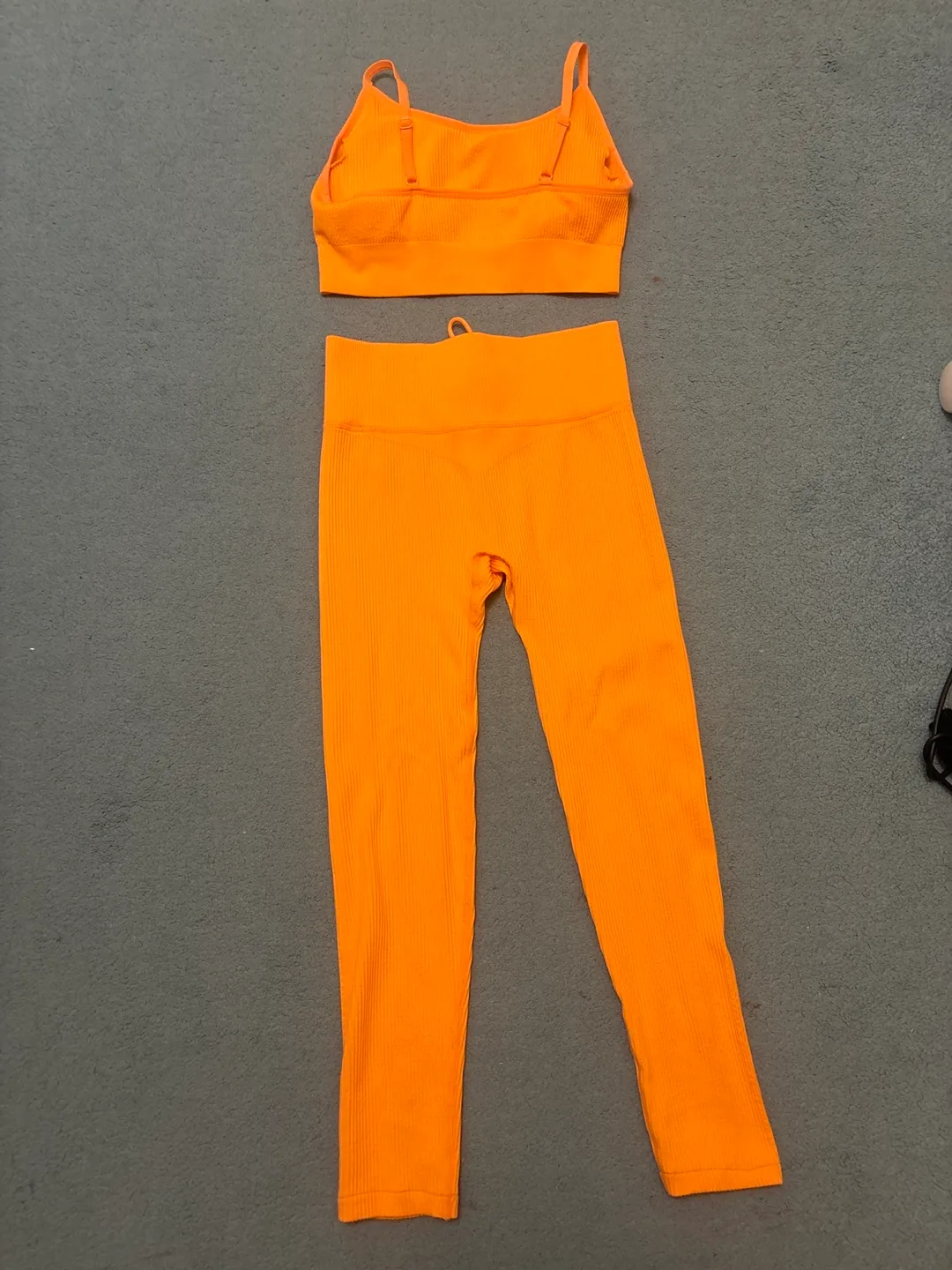 Sommer Ray Orange Activewear Set image indicator(5)