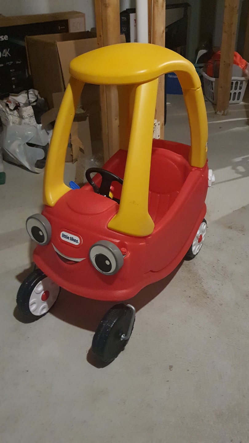 Little Tikes Cozy Coupe Car