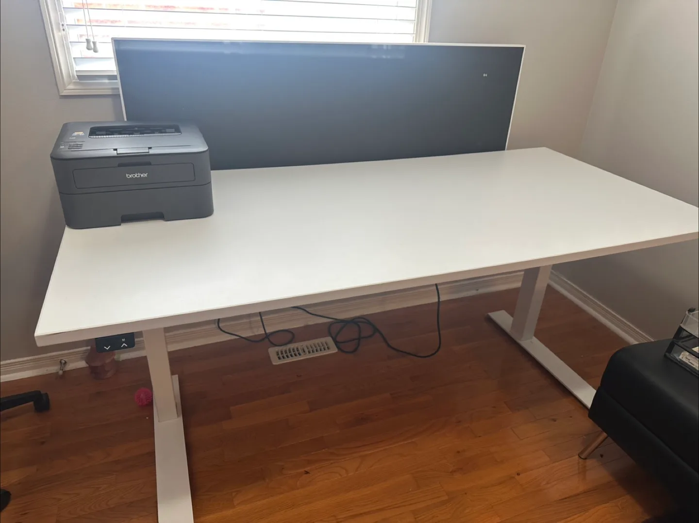 White Adjustable Standing Desk