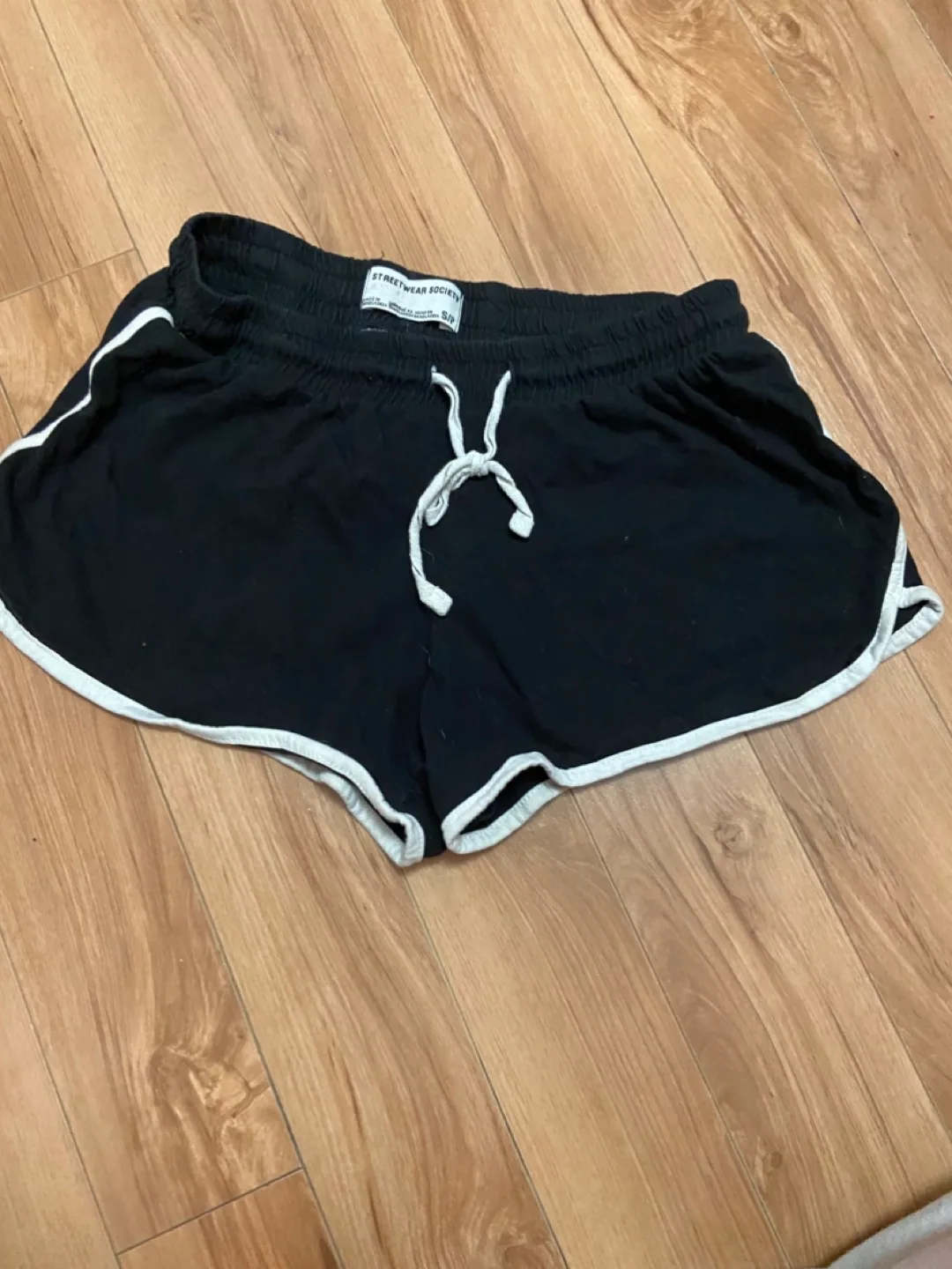 Streetwear Society Black Shorts - Size Small thumbnail