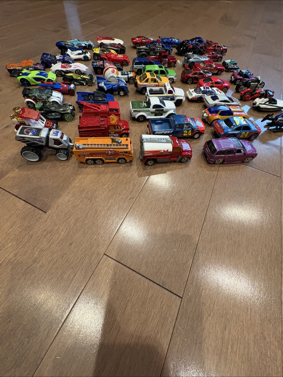 Hot Wheels Collection with Case - photo 5