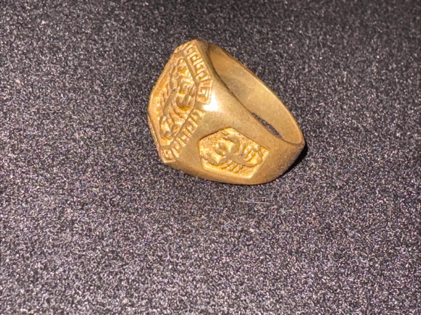 Gold Ring with Scorpion Design image indicator(2)