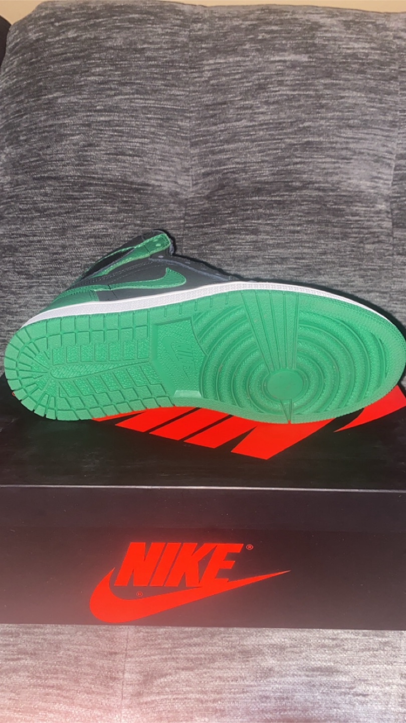 Nike Air Jordan 1 “Pine Green” - photo 3