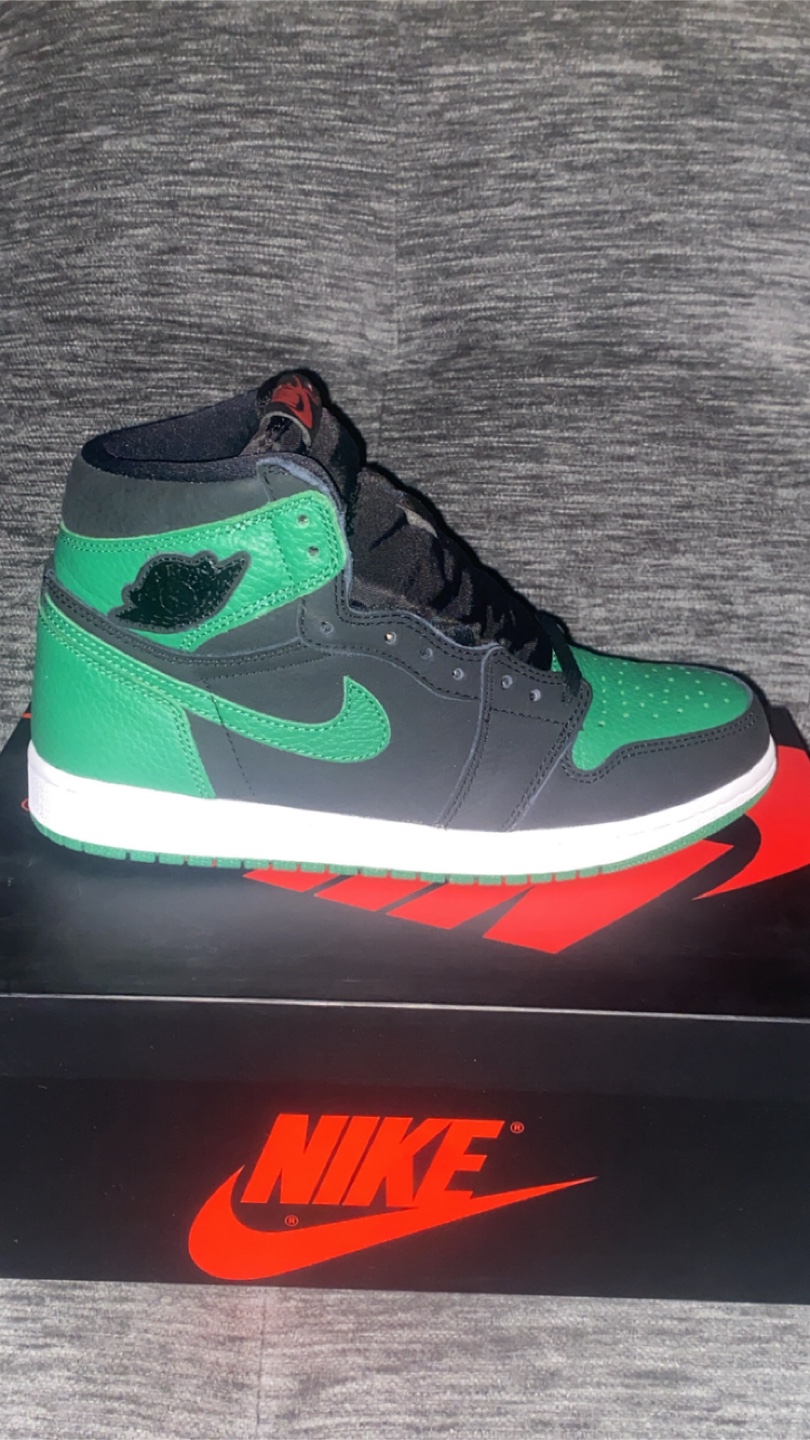 Nike Air Jordan 1 “Pine Green” - photo 2