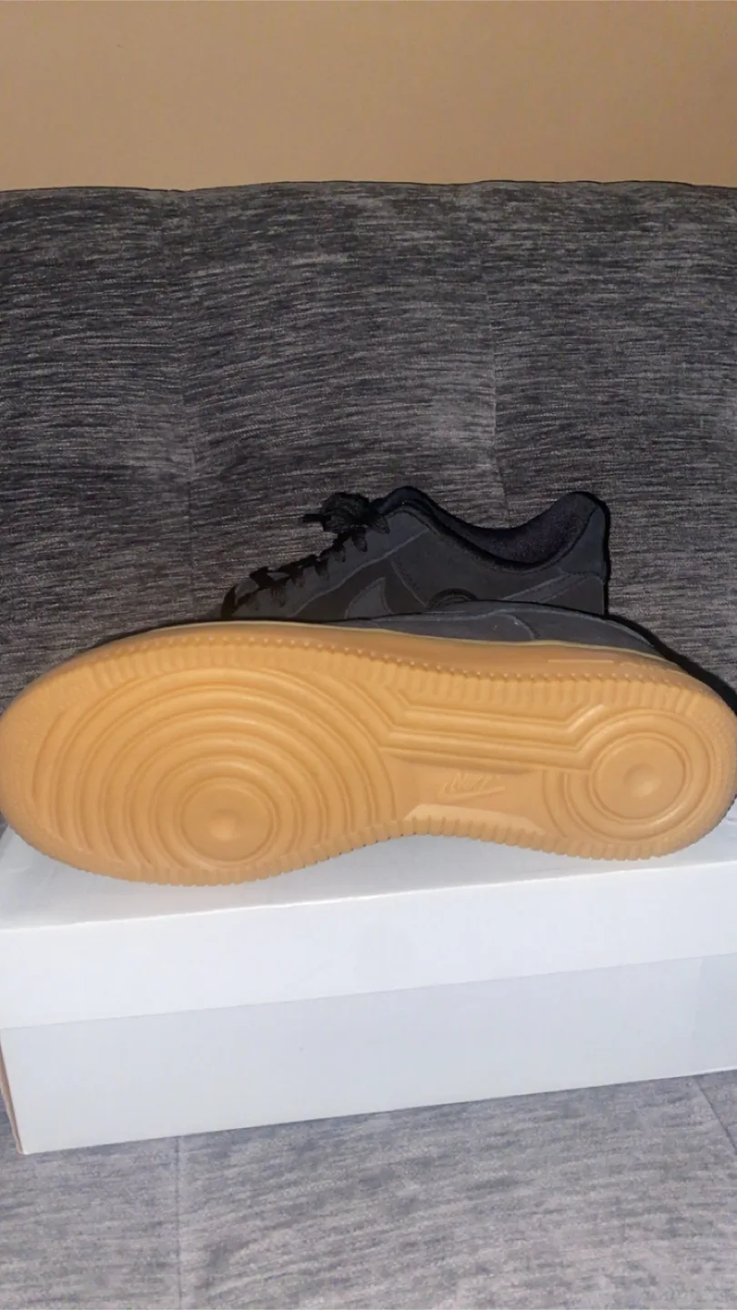 Nike Air Force 1 'Black Gum' image indicator(2)