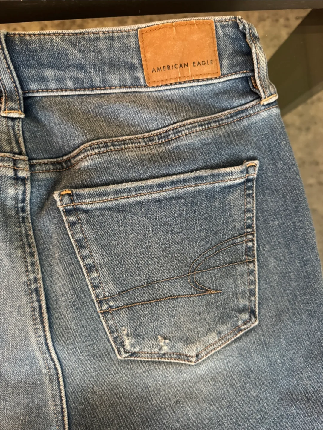 Brand New Women’s American Eagle Hi-Rise Jegging - Size 0 image indicator(3)