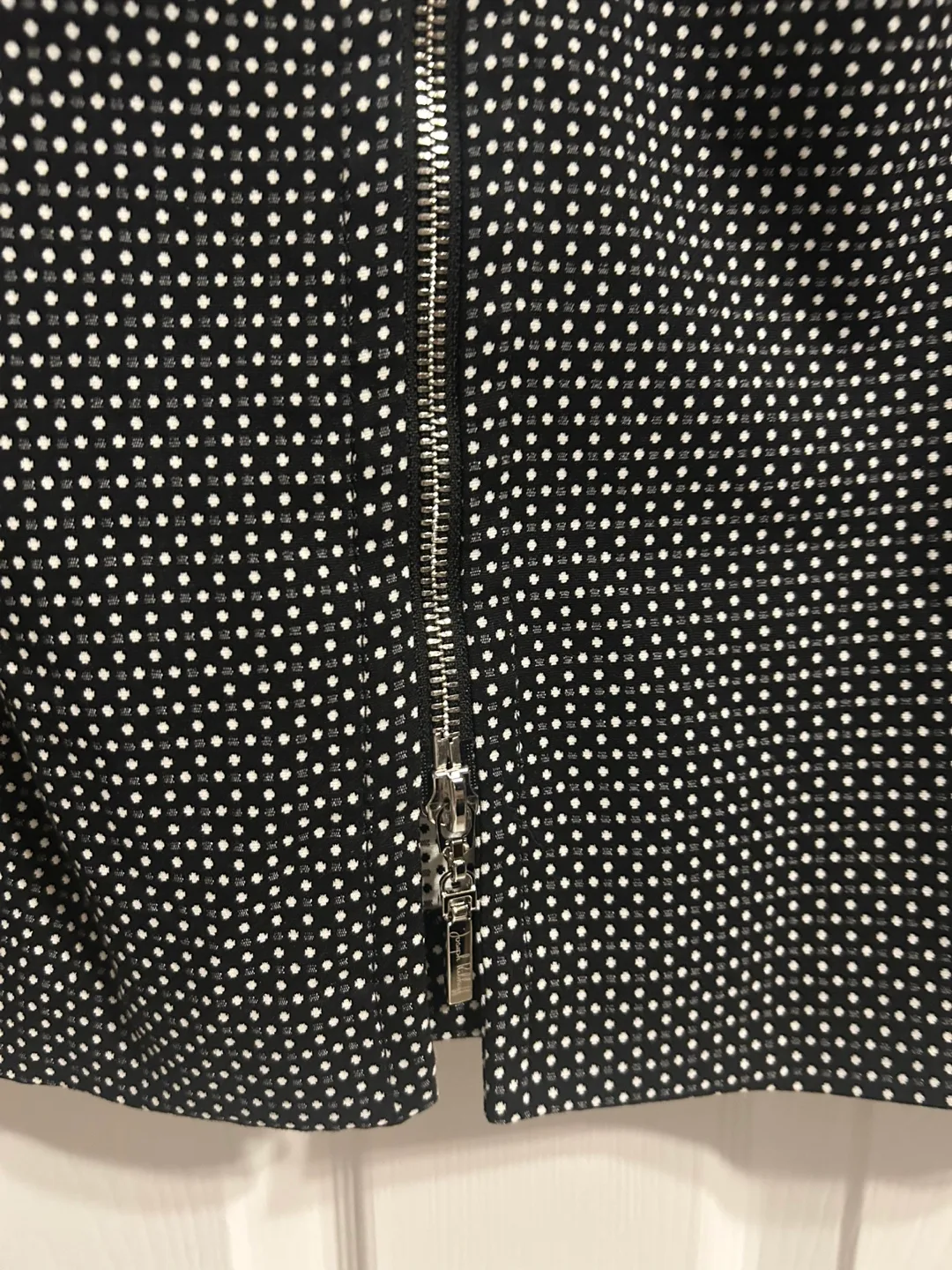 NEW Joseph Ribkoff 🇨🇦🇨🇦sleeveless dress - Size 10 image indicator(4)