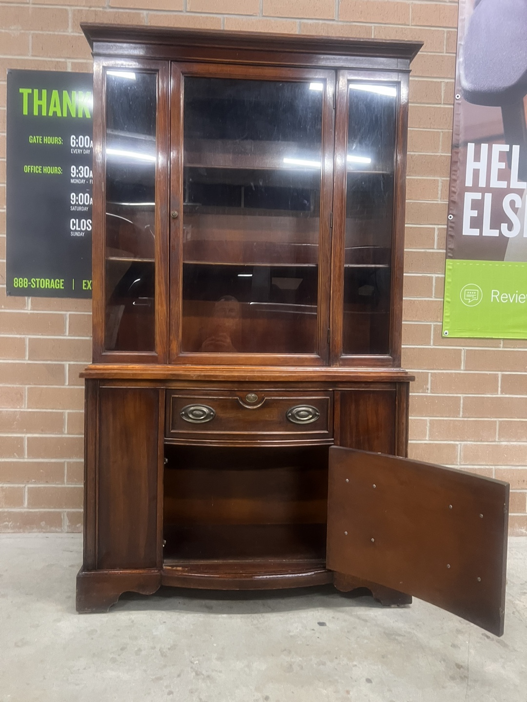 Vintage Wood China Cabinet - photo 4