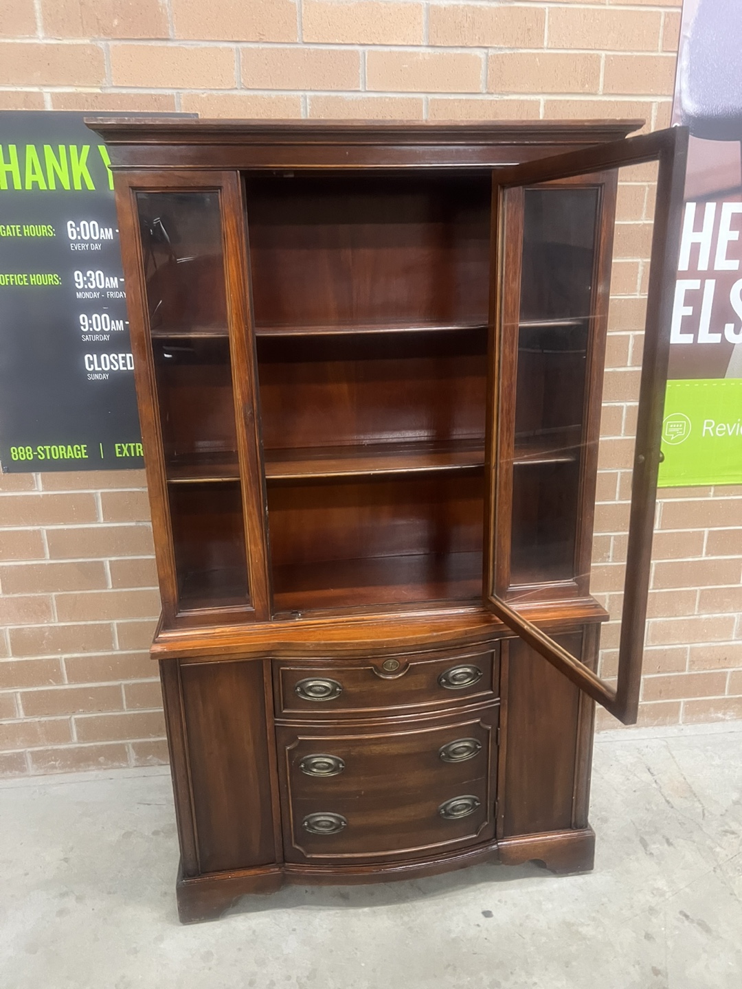 Vintage Wood China Cabinet - photo 3