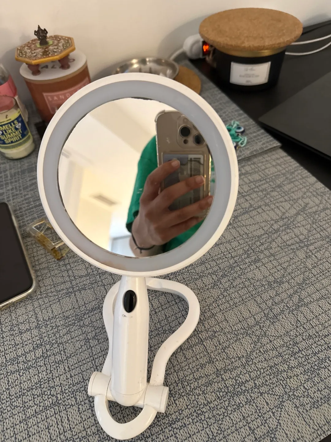 Makeup Mirror thumbnail
