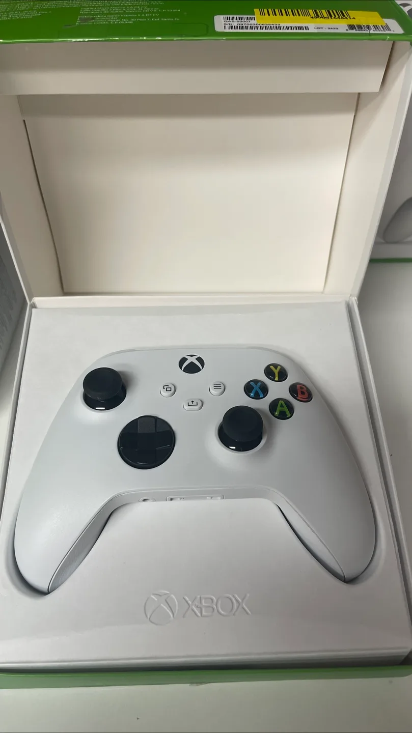 Xbox Wireless Controller - Robot White 🧡 thumbnail