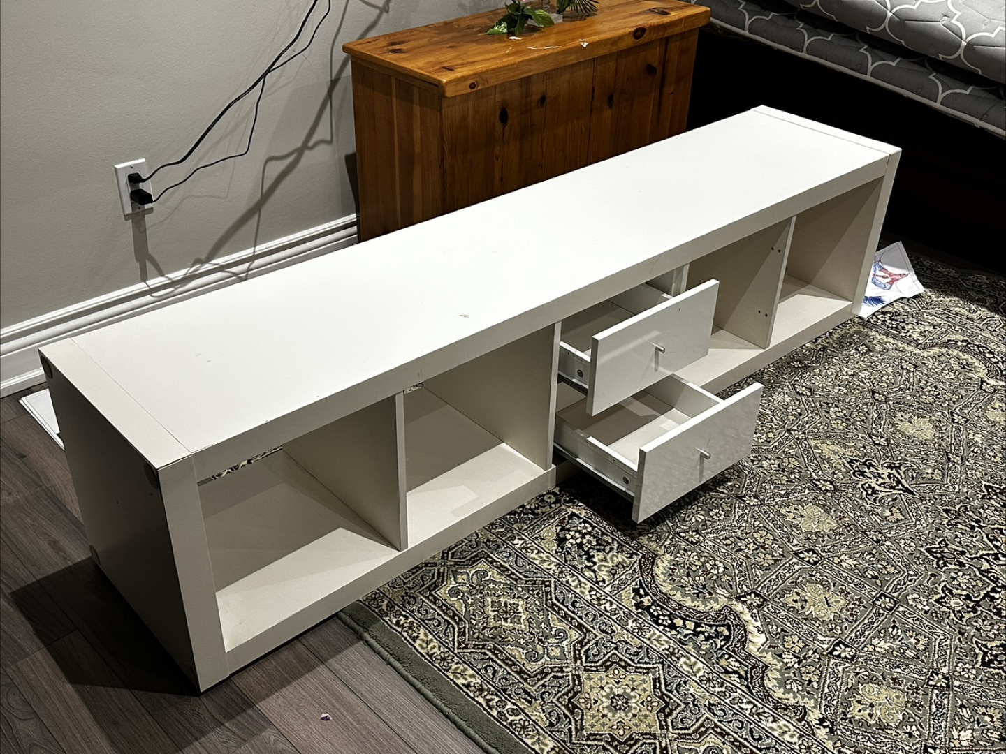IKEA Kallax Shelf Unit and tv stand- White
