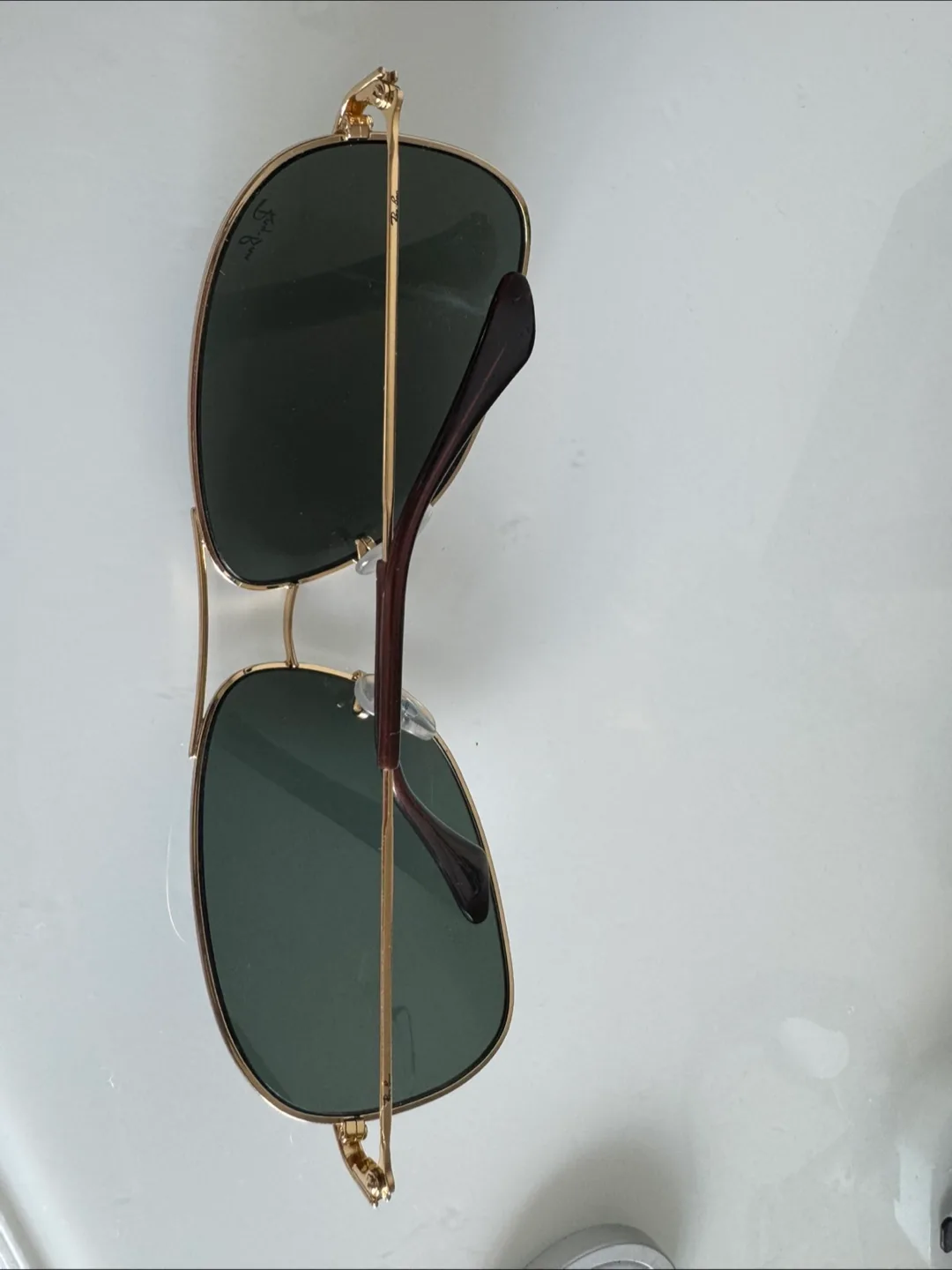 Ray-Ban Aviator Sunglasses with Case image indicator(6)