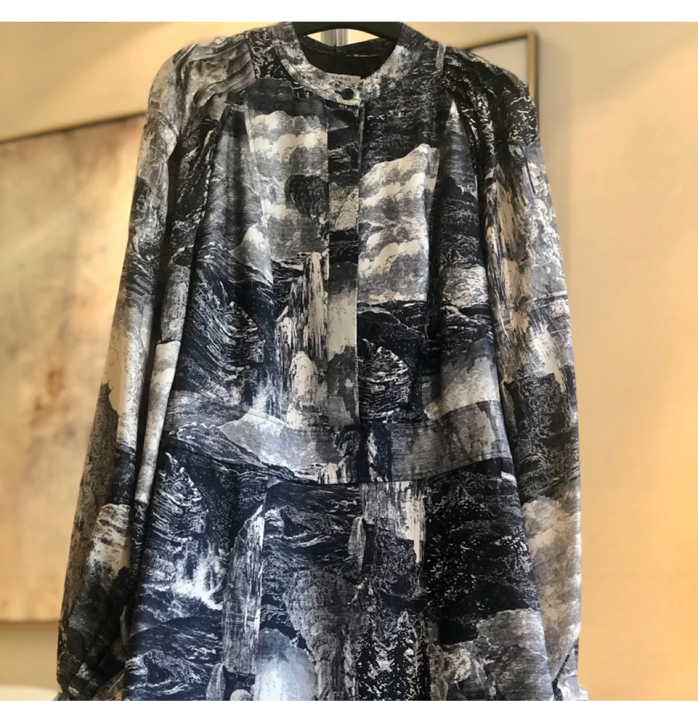 Burberry Elegant Silk Dress thumbnail