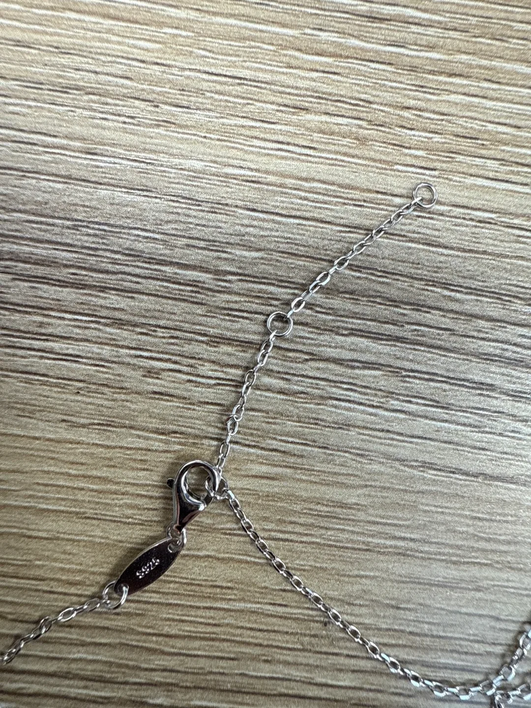 Moissanite Silver Clover Necklace image indicator(4)