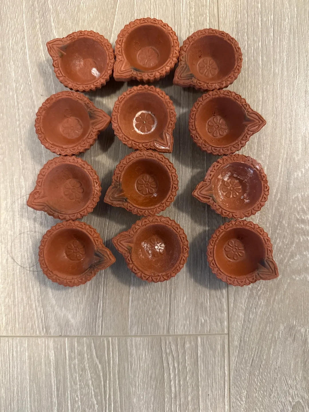 Diwali Clay Oil Lamps (12) thumbnail
