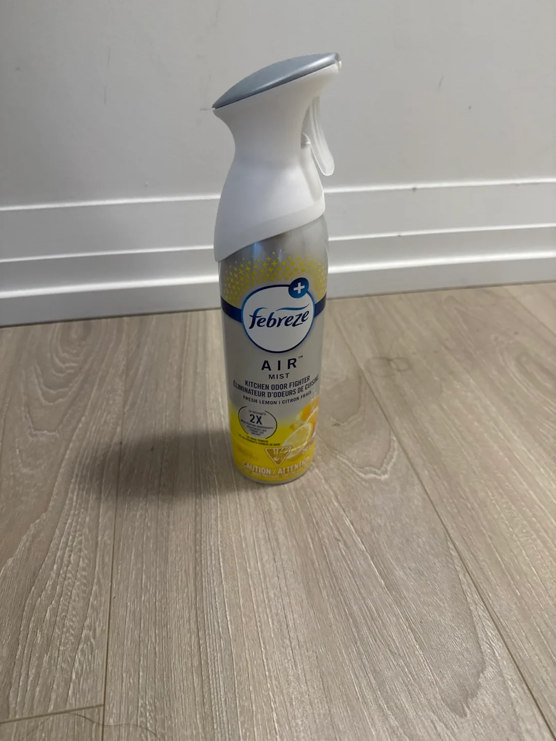 Febreze Air Mist Kitchen Odor Fighter - Lemon thumbnail