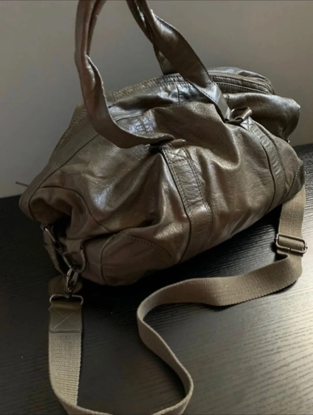 Leather Duffle Bag•Grey-Green thumbnail