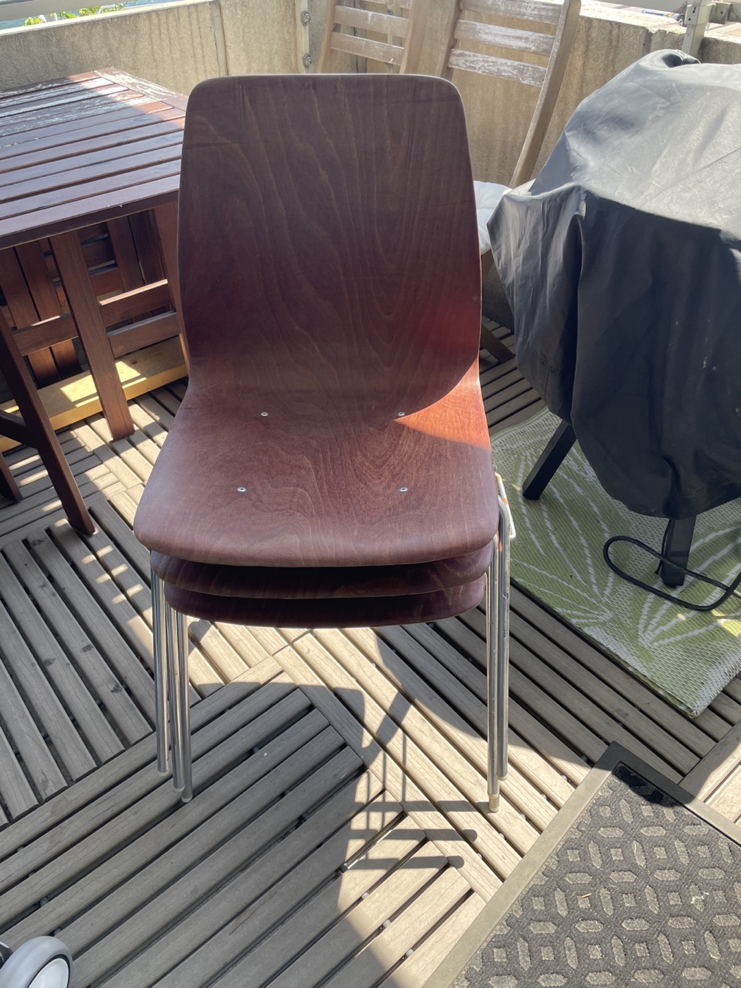 Assorted patio furniture - photo 4